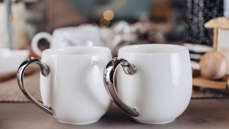 Porcelanowy gadżet reklamowy – inwestycja w długotrwały efekt
