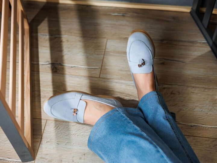 Wygodne buty dla seniorki: Jak wybrać najlepsze modele?