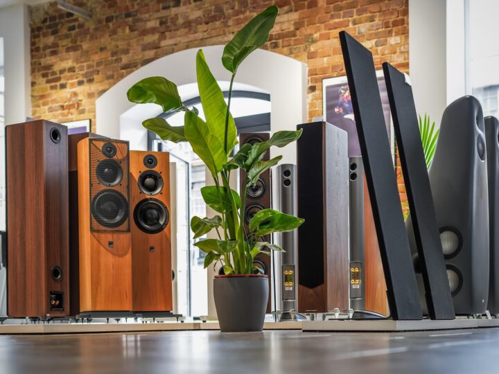Jak wybrać pierwszy zestaw hi-fi stereo? Porady ze sklepu audio