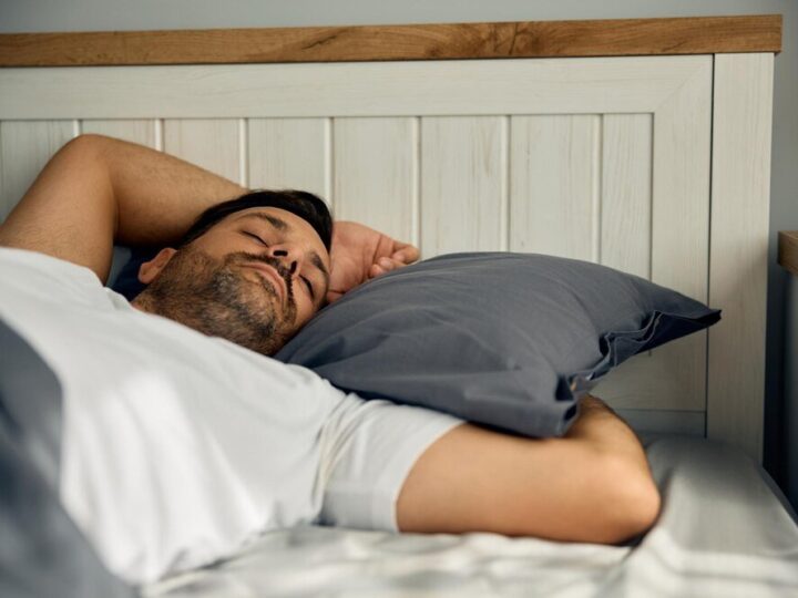 Sennik zatrzymanie przez policję – poczucie winy i ograniczeń