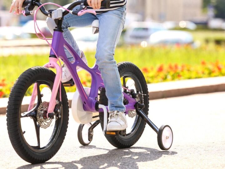 Jak zamontować kółka boczne do roweru – instrukcja dla początkujących