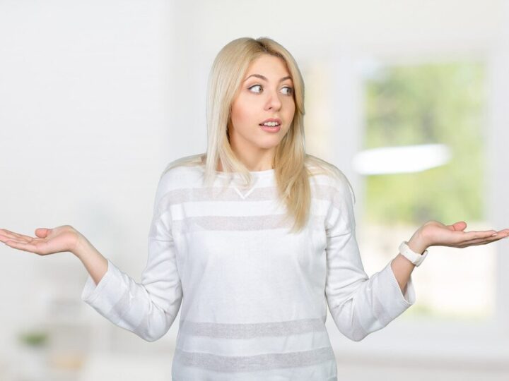 Monochromatyczny – co to znaczy i w jakim kontekście używać?