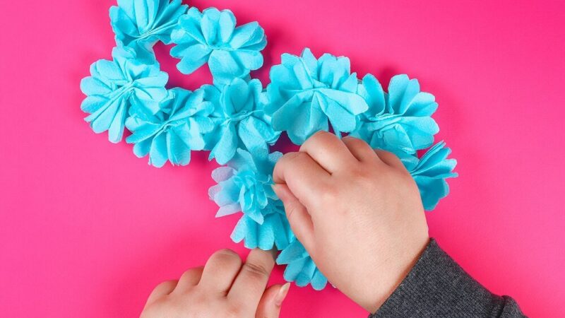 Ozdoby z papieru – pomysły na łatwe dekoracje DIY