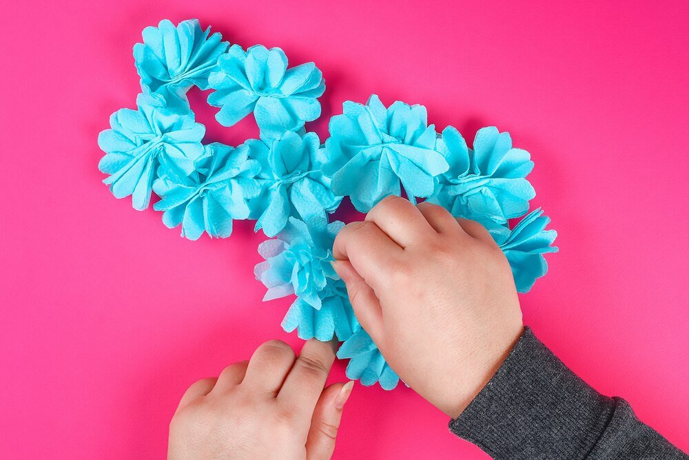 Ozdoby z papieru – pomysły na łatwe dekoracje DIY