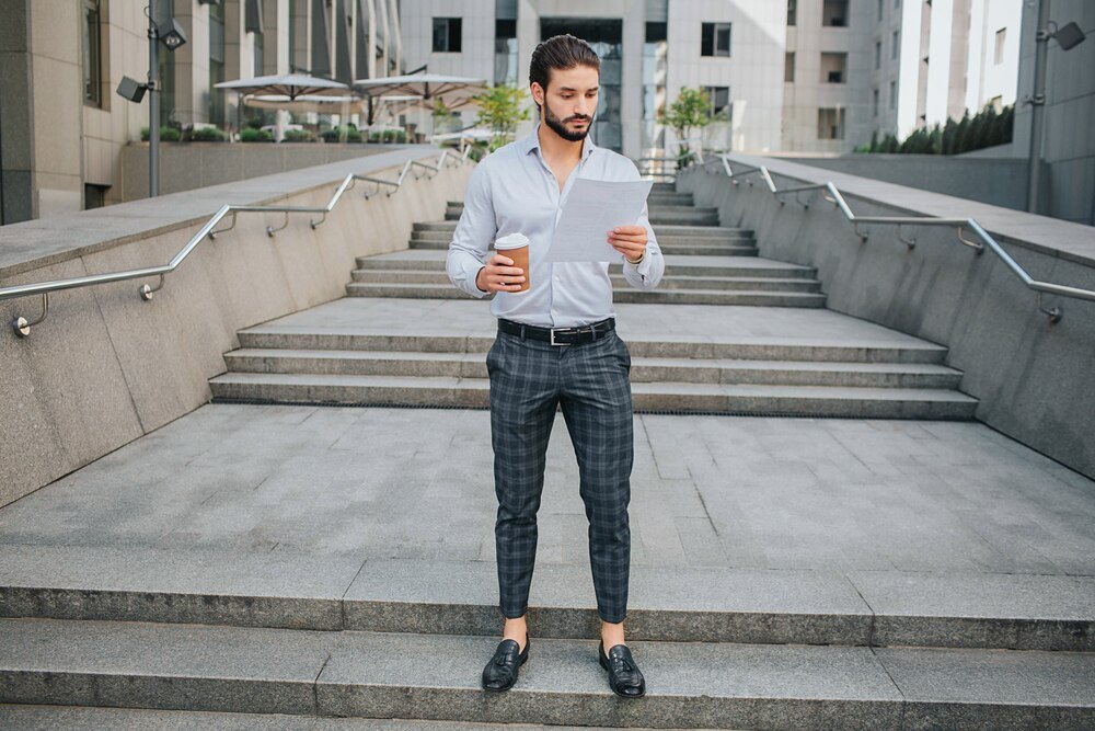 Smart casual – co to znaczy i jak się ubrać?